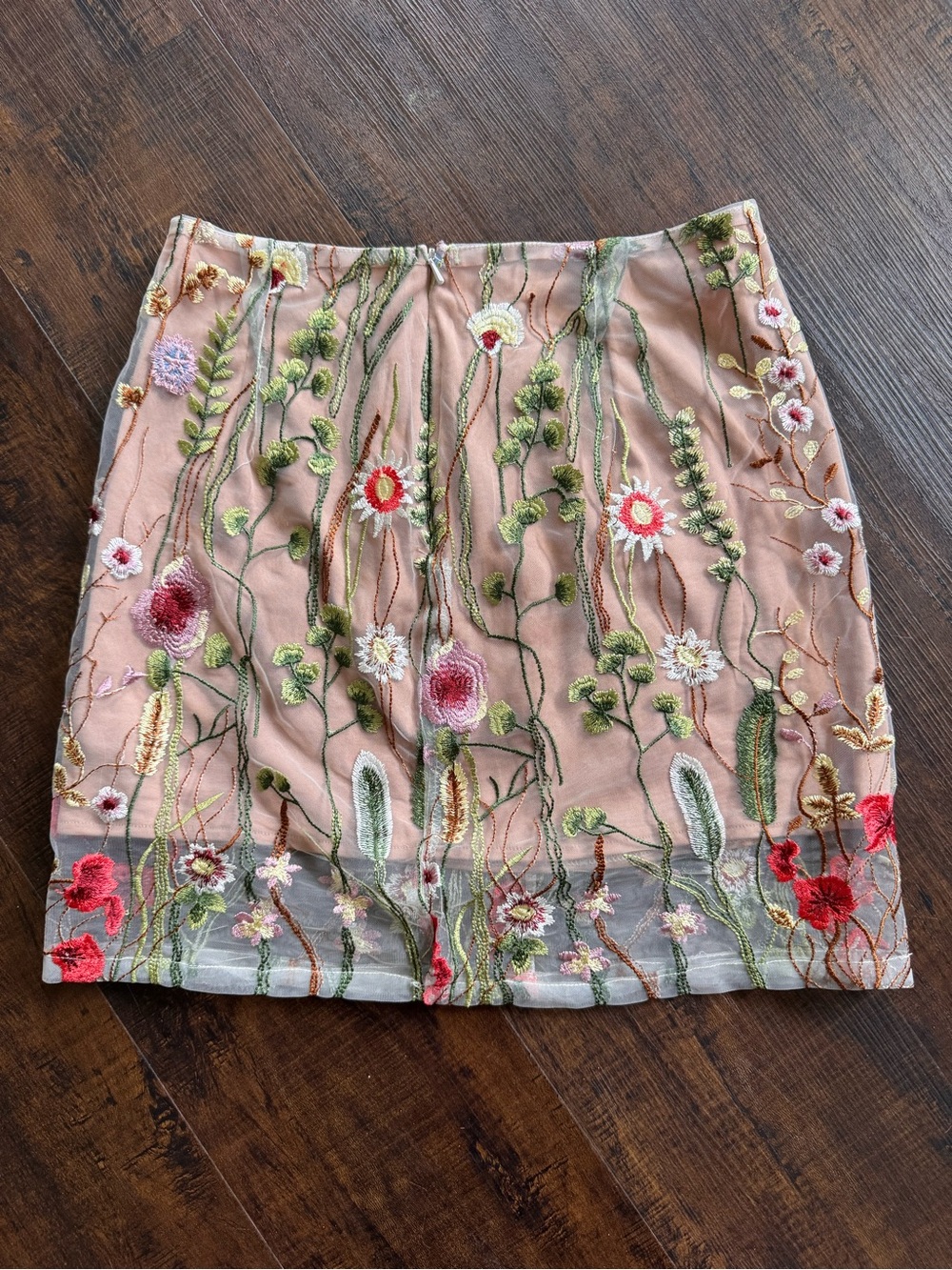Embroidered Floral Mini Skirt - Peach Pink - Picture 2 of 4